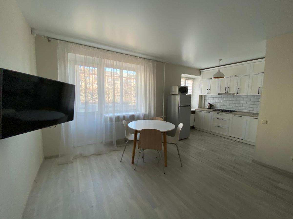 Cosy flat in the city centre Chernihiv Ngoại thất bức ảnh