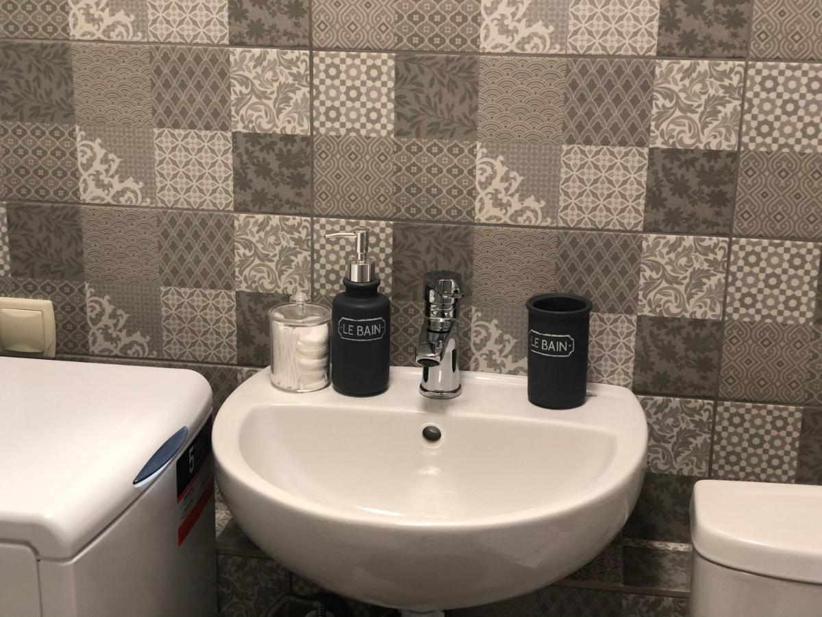 Cosy flat in the city centre Chernihiv Ngoại thất bức ảnh